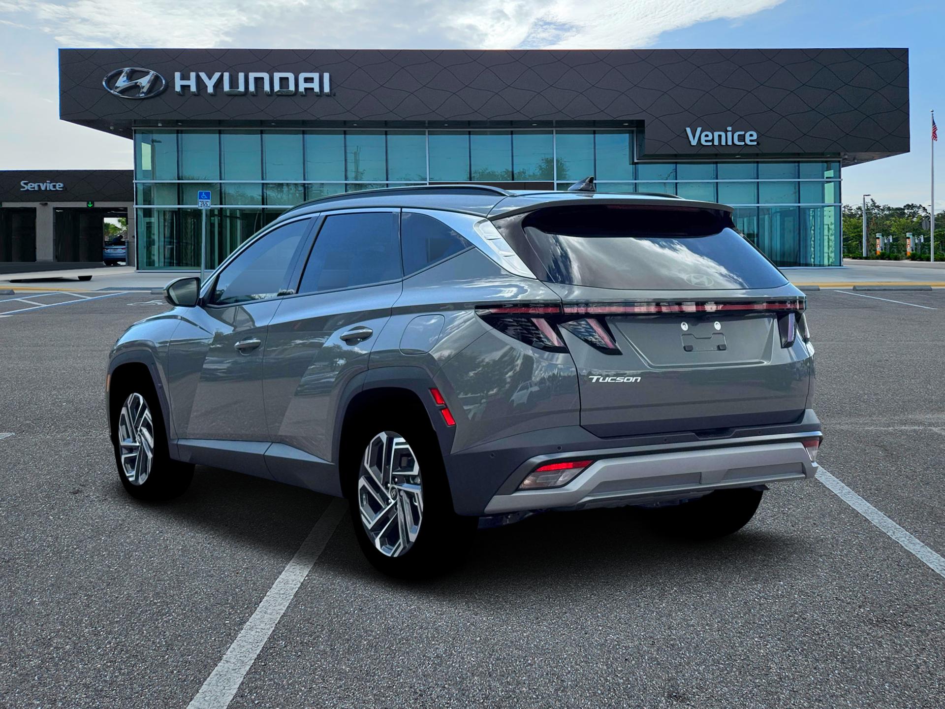 2026 Hyundai TUCSON Limited FWD - Image 5