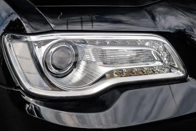 2015 Chrysler 300 300C