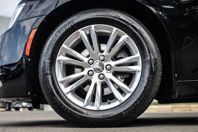 2015 Chrysler 300 300C