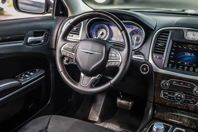 2015 Chrysler 300 300C