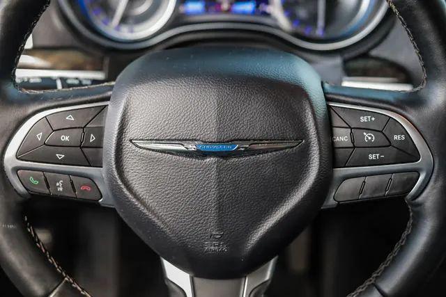 2015 Chrysler 300 300C