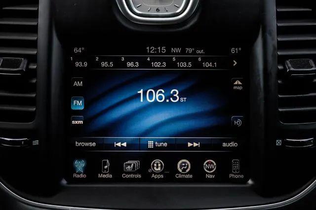 2015 Chrysler 300 300C