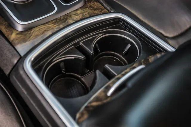 2015 Chrysler 300 300C