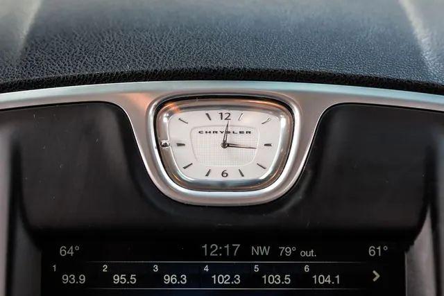 2015 Chrysler 300 300C