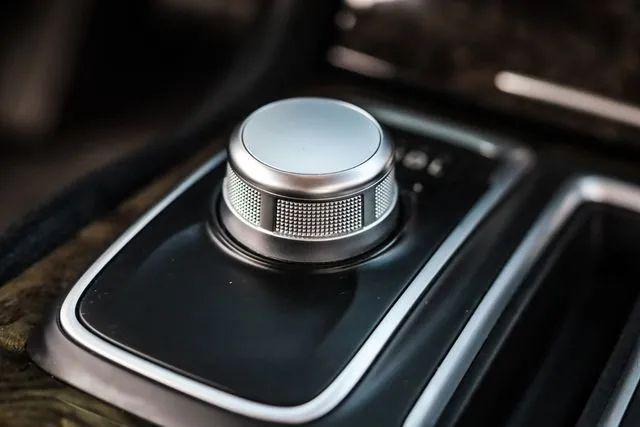 2015 Chrysler 300 300C