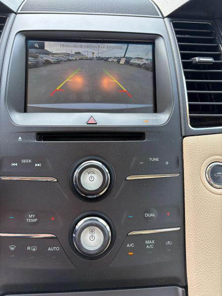 2015 Ford Taurus SEL