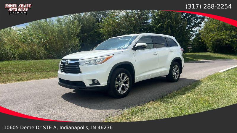 2015 Toyota Highlander LE Plus V6 for sale in Indianapolis, IN
