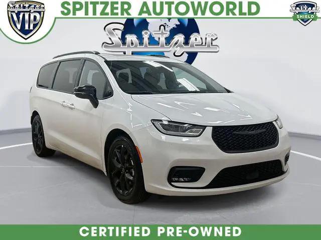 2025 Chrysler Pacifica Limited for sale in Ontario, OH