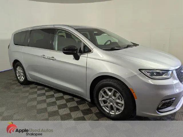 2024 Chrysler Pacifica Touring L for sale in Shakopee, MN