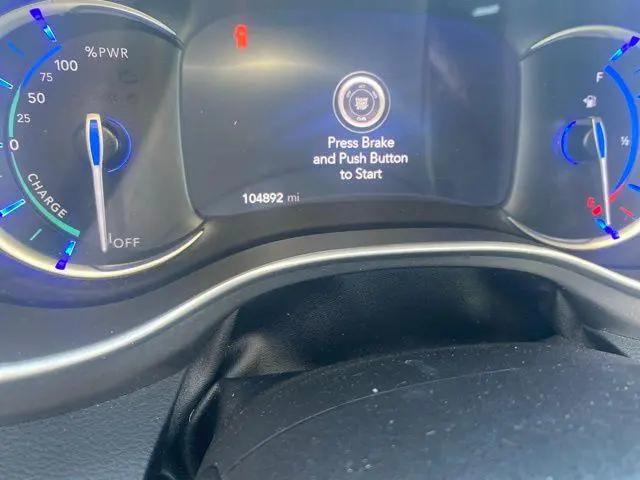 2022 Chrysler Pacifica Hybrid Touring L for sale near Cincinnati, OH