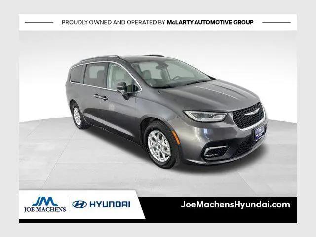2021 Chrysler Pacifica Touring L for sale in Columbia, MO