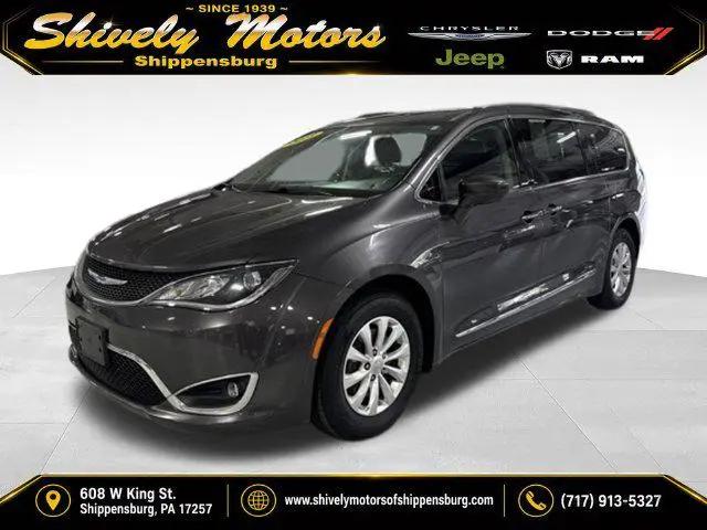 2018 Chrysler Pacifica Touring L for sale in Shippensburg, PA