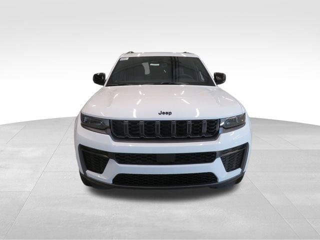 2026 Jeep Grand Cherokee Altitude 4x4 2026 Jeep Grand Cherokee Altitude 4x4