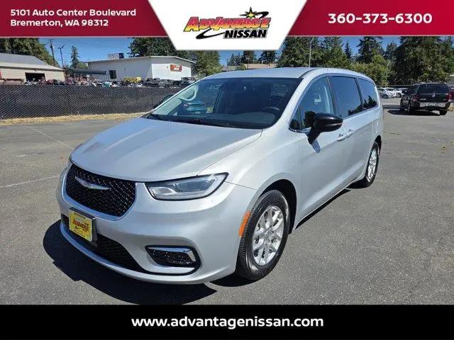2024 Chrysler Pacifica Touring L for sale in Bremerton, WA