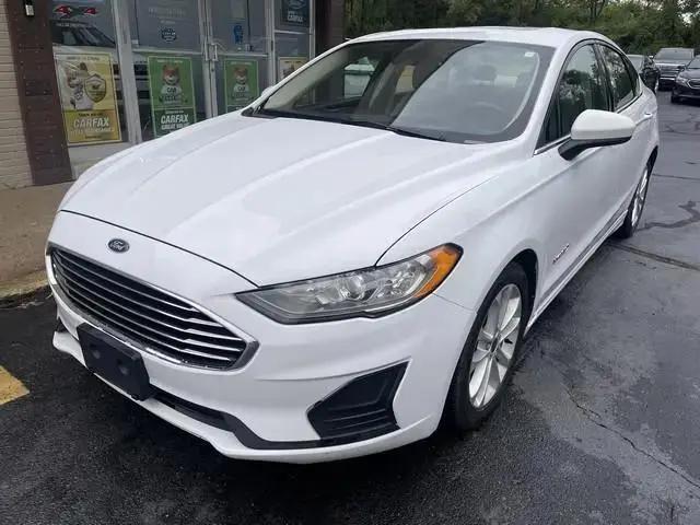 2019 Ford Fusion Hybrid SE for sale in Flint, MI
