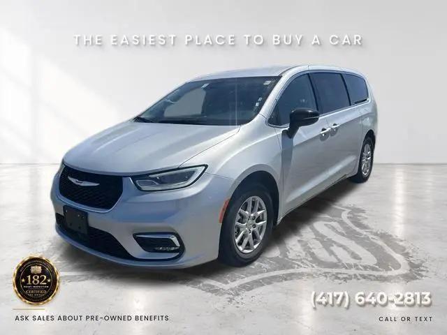 2024 Chrysler Pacifica Touring L for sale in Nevada, MO
