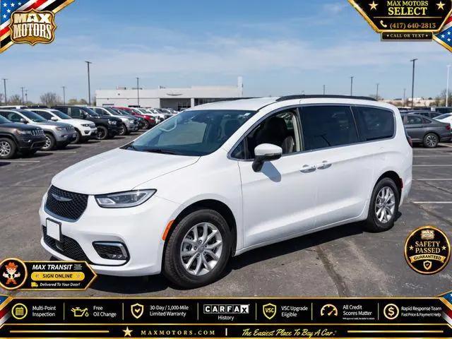2024 Chrysler Pacifica Touring L for sale in Nevada, MO