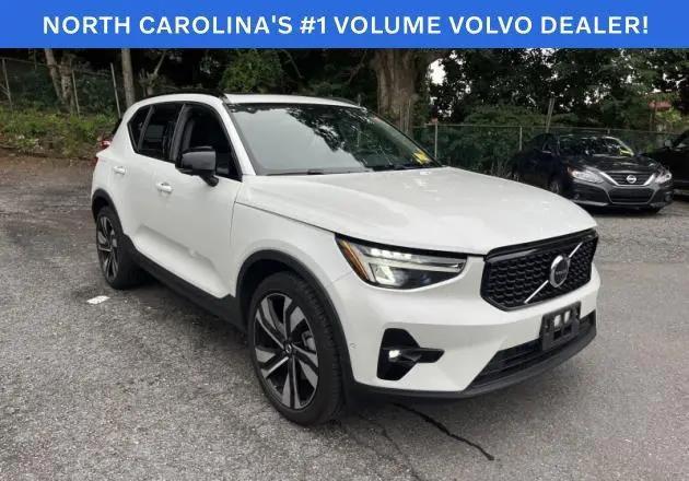 2024 Volvo XC40 B5 Plus Dark Theme for sale in Charlotte, NC