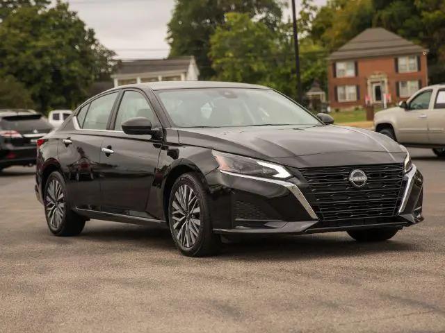 2025 Nissan Altima SV FWD for sale in Lawrenceburg, TN