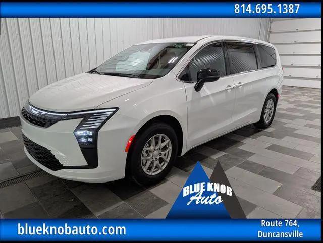 2027 Chrysler Pacifica Select for sale in Duncansville, PA