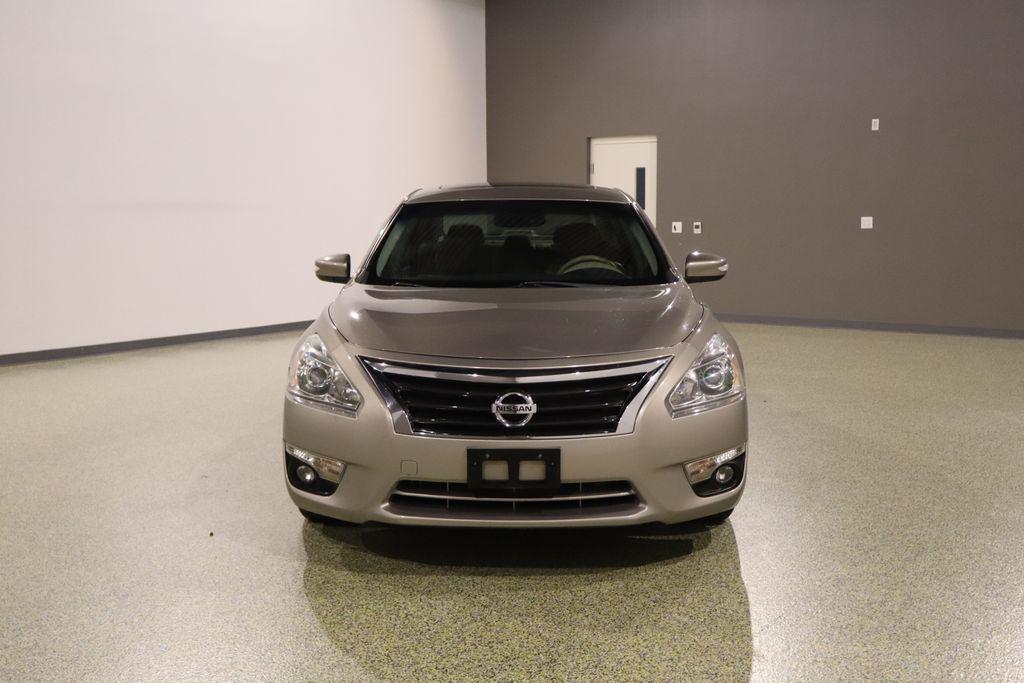 car-gallery-2
