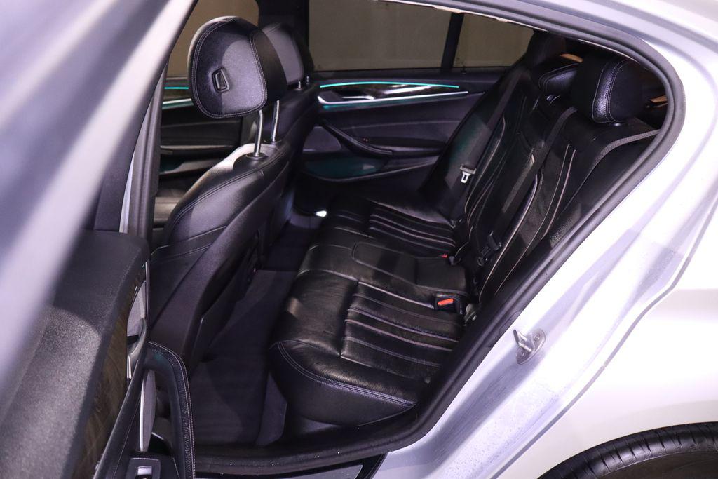 car-gallery-32