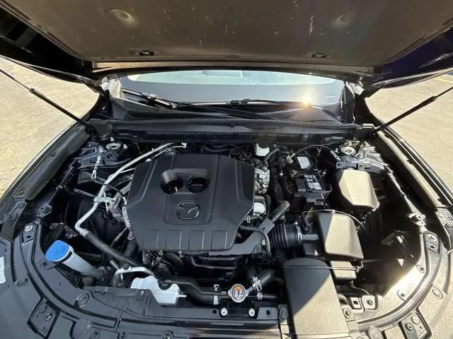 2025 Mazda CX-50 2.5 S Preferred Package