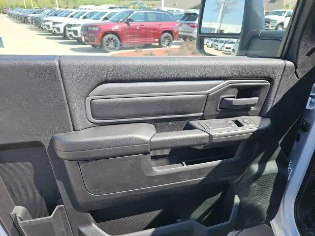2026 Ram 5500 Tradesman/Big Horn