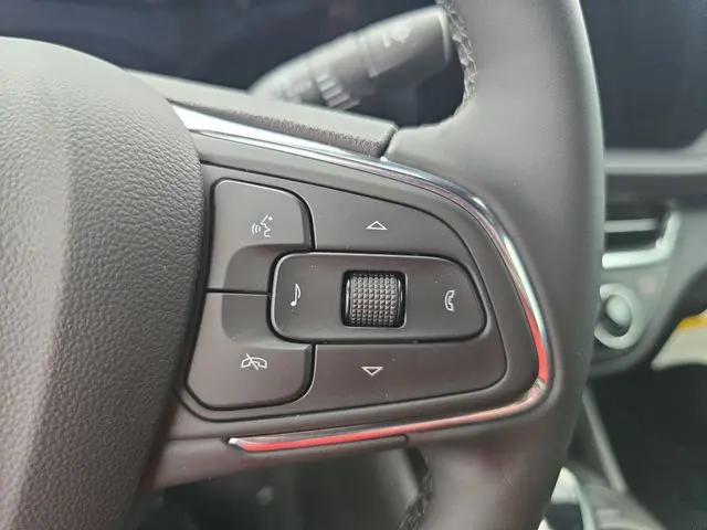 2025 Buick NV Preferred FWD
