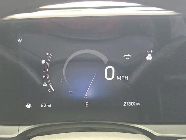 2025 Buick NV Preferred FWD