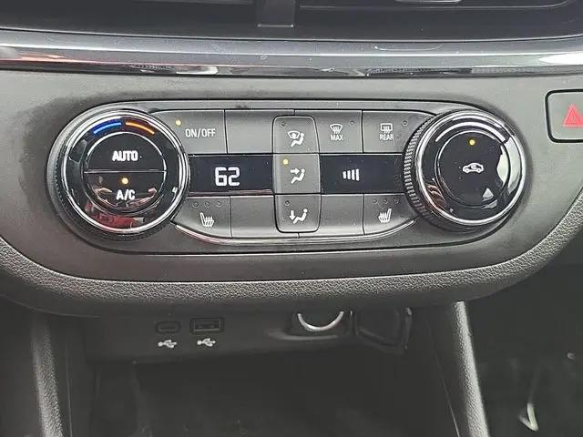 2025 Buick NV Preferred FWD