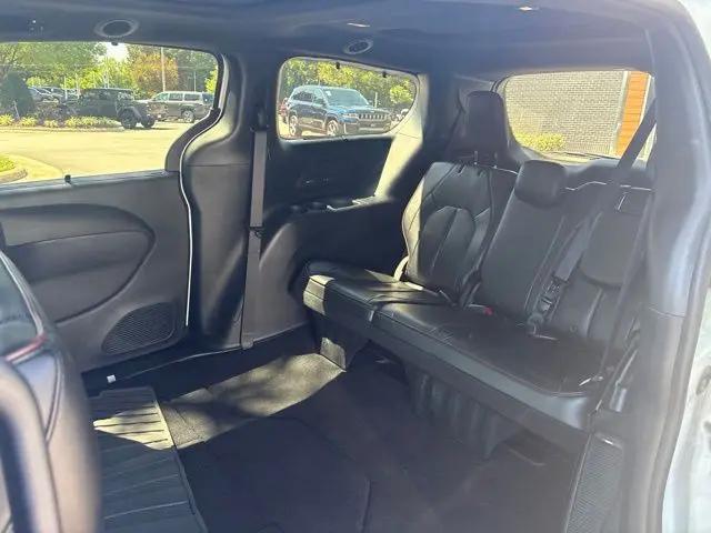 2020 Chrysler Pacifica 35th Anniversary Limited