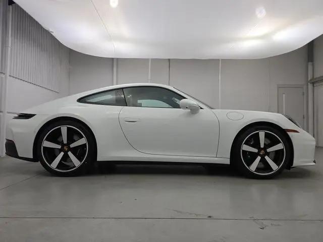 2026 Porsche 911 Carrera 4S