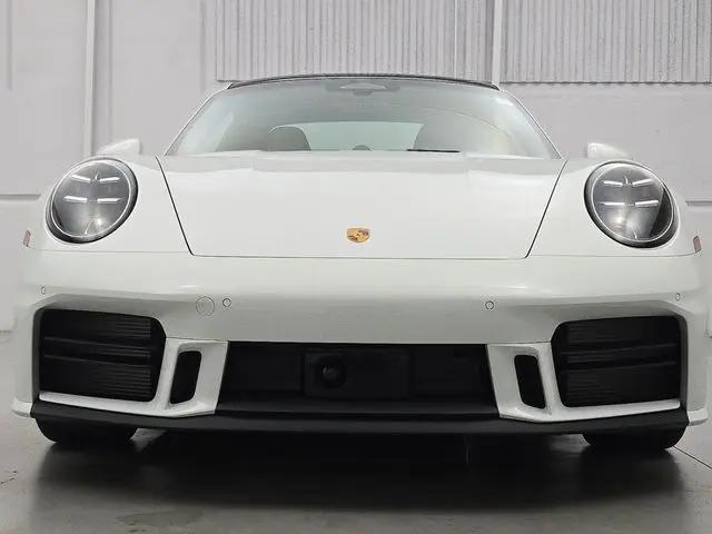 2026 Porsche 911 Carrera 4S