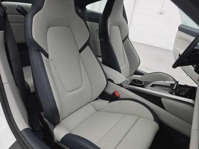 2026 Porsche 911 Carrera 4S