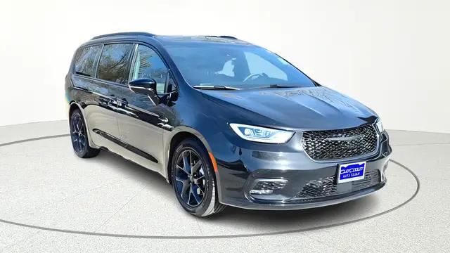 2025 Chrysler Pacifica Limited for sale in Irving, TX