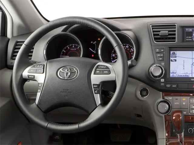 2013 Toyota Highlander SE V6