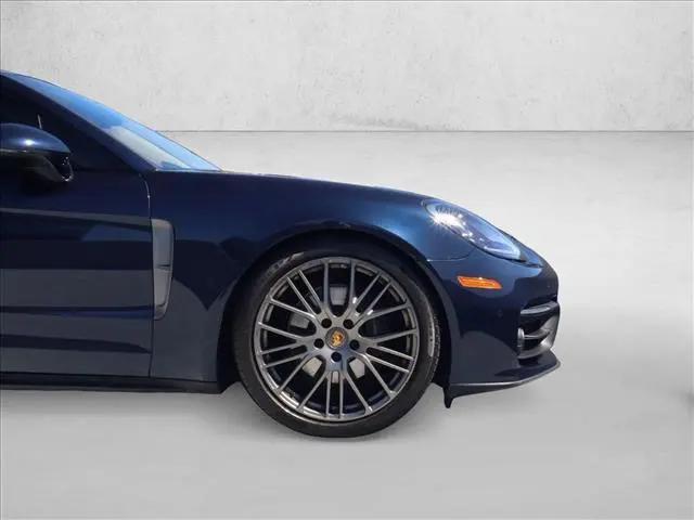 2023 Porsche Panamera Platinum Edition