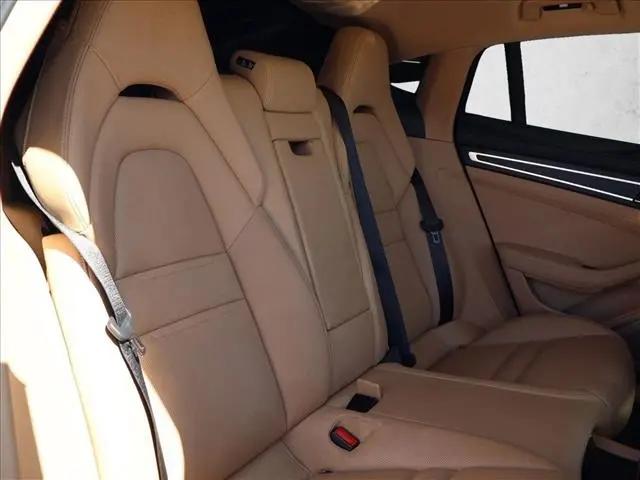 2023 Porsche Panamera Platinum Edition