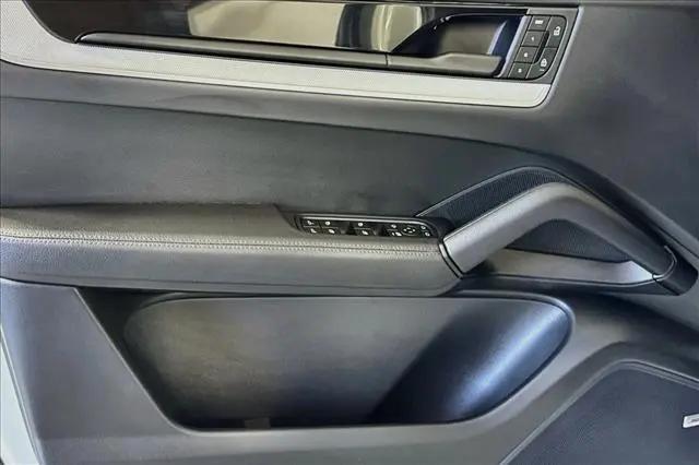 2024 Porsche Cayenne Cayenne