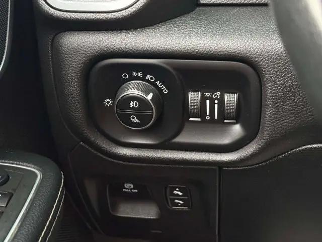 2023 Ram 1500 Laramie Crew Cab 4x4 57 Box