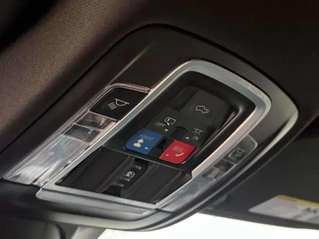 2023 Ram 1500 Laramie Crew Cab 4x4 57 Box