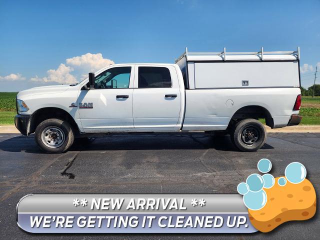 2018 Ram 2500 Tradesman Crew Cab 4x4 8 Box for sale in Watseka, IL
