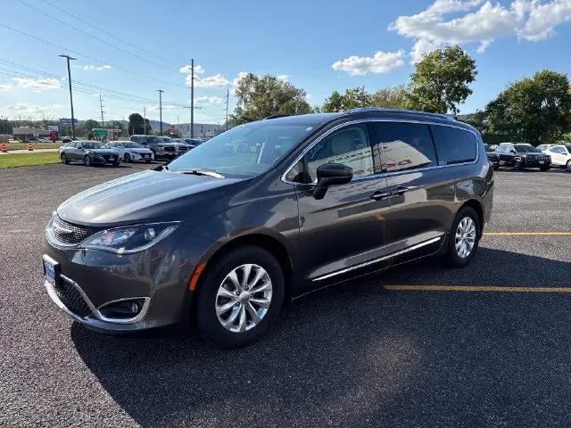 2018 Chrysler Pacifica Touring L Plus for sale in Prairie du Chien, WI