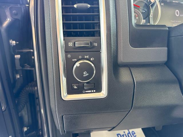 2018 Ram 1500 Big Horn Crew Cab 4x4 57 Box