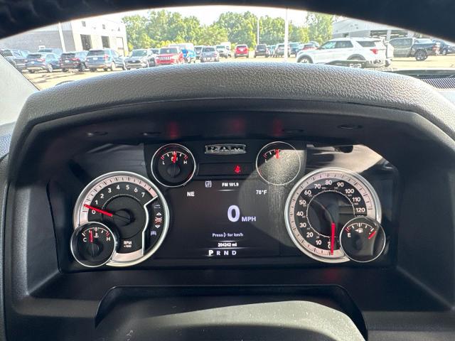 2018 Ram 1500 Big Horn Crew Cab 4x4 57 Box