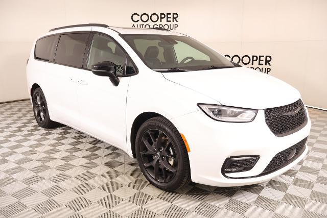 2025 Chrysler Pacifica Limited for sale in Oklahoma City, OK