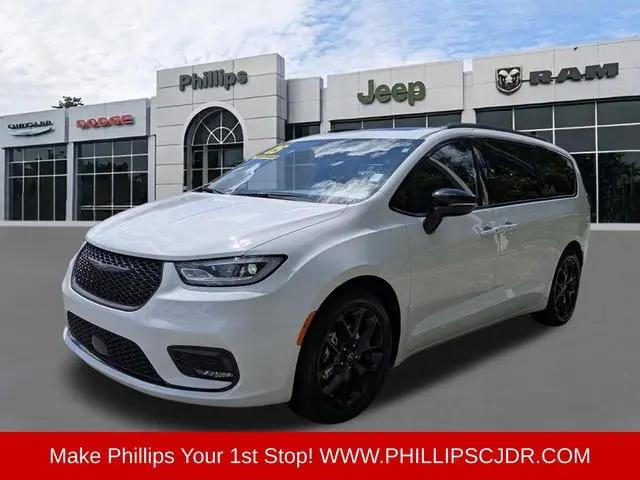 2025 Chrysler Pacifica Limited