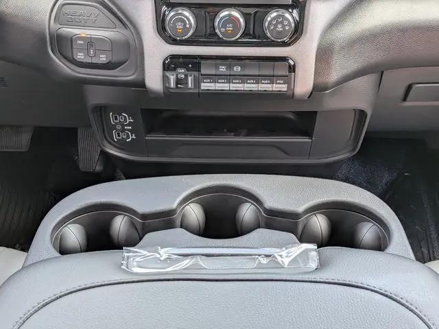 2026 Ram 3500 Tradesman/Big Horn