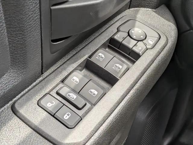 2026 Ram 3500 Tradesman/Big Horn